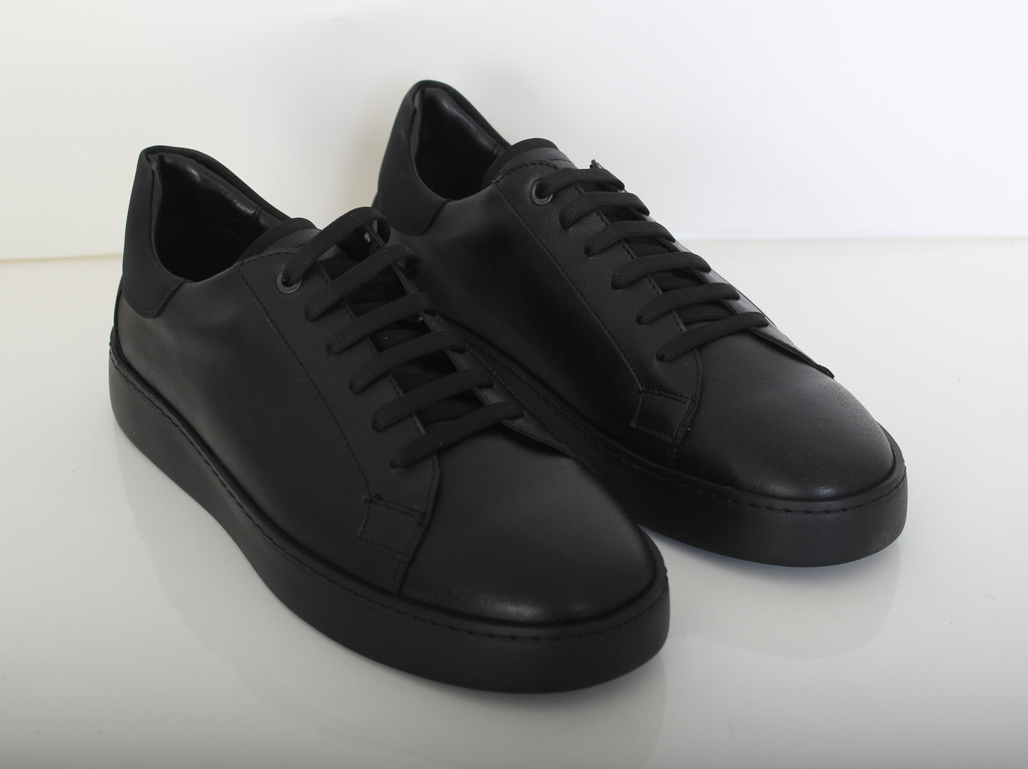 XTM LEATHER SPROTCHIC