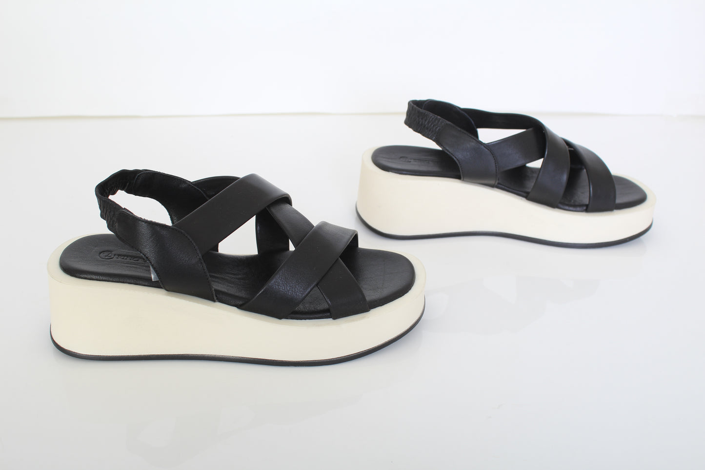 PINO VERDE Platform Sandals