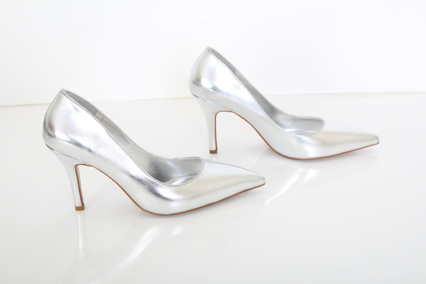 PINO VERDE Metallic Shade Pumps