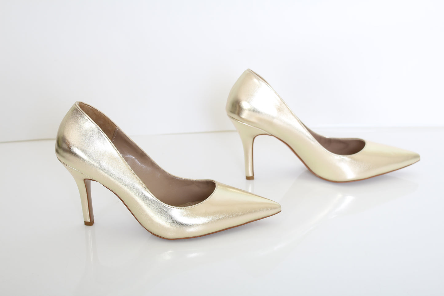 PINO VERDE Metallic Shade Pumps