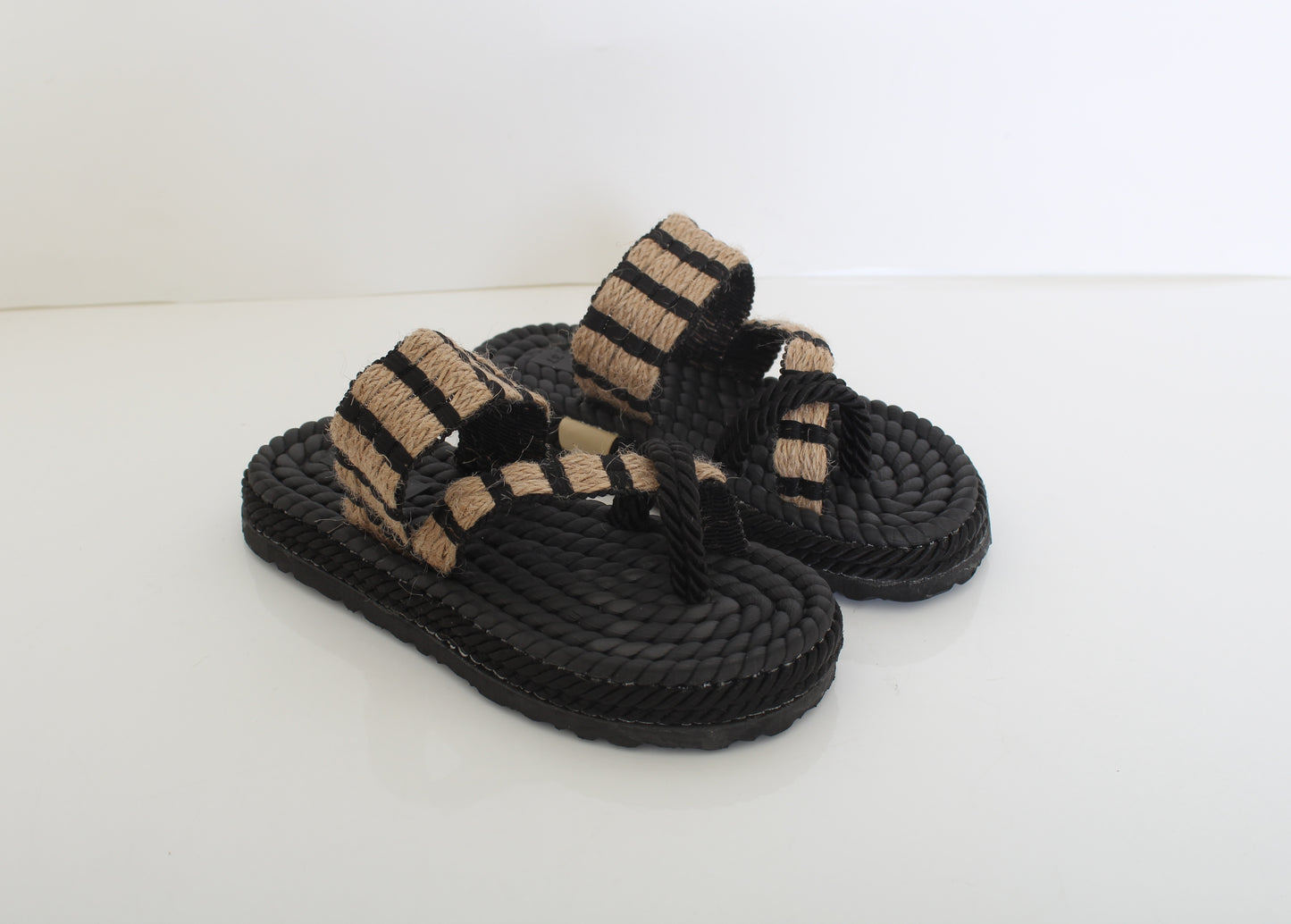 PINO VERDE Rope Slippers