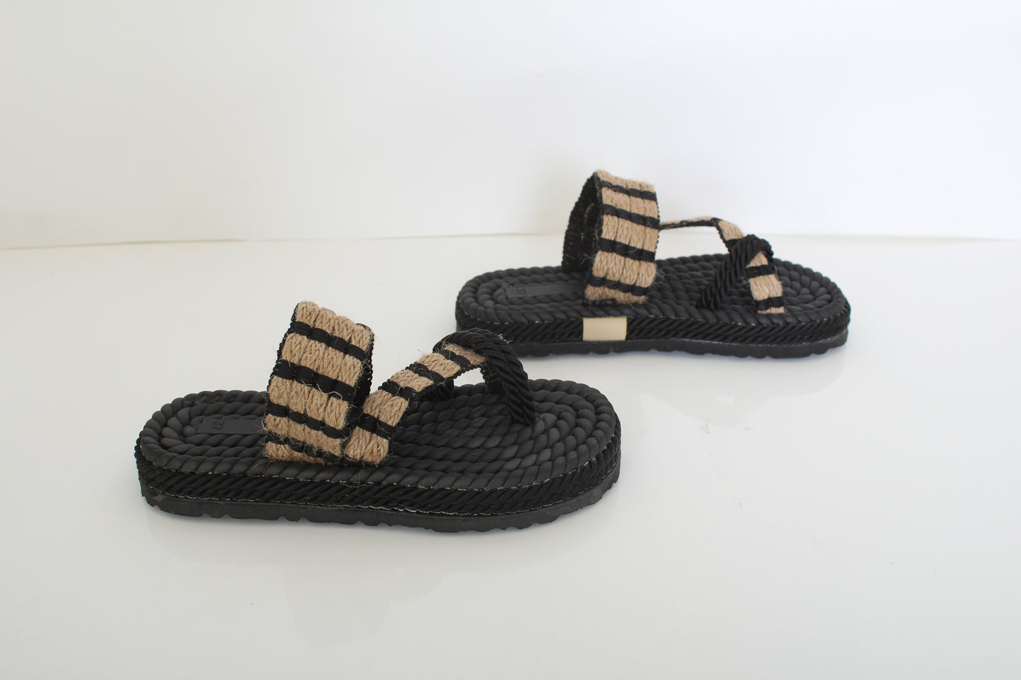 PINO VERDE Rope Slippers