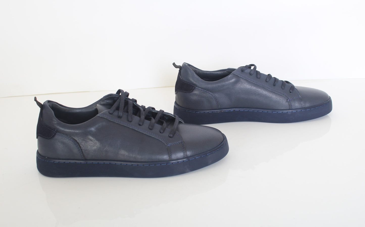 XTM Low Top Sneakers