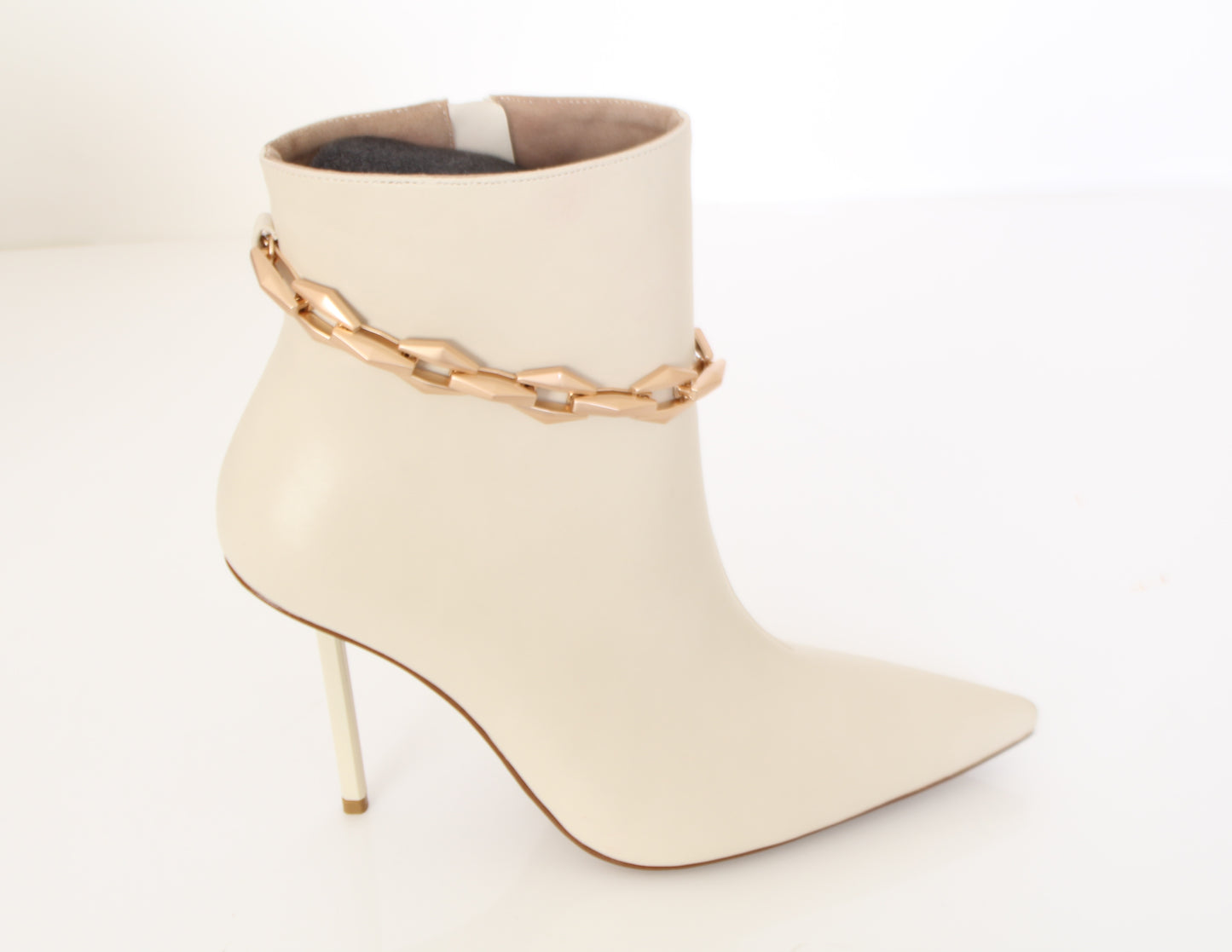 PINO VERDE Booties with Chain