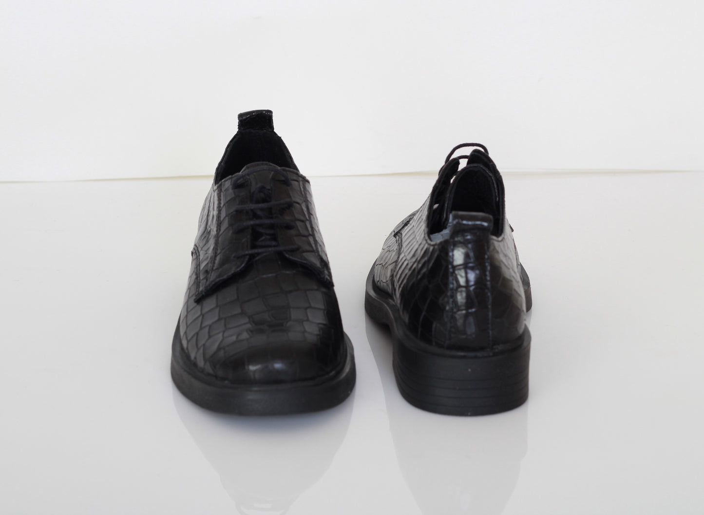 PINO VERDE Embossed Loafers