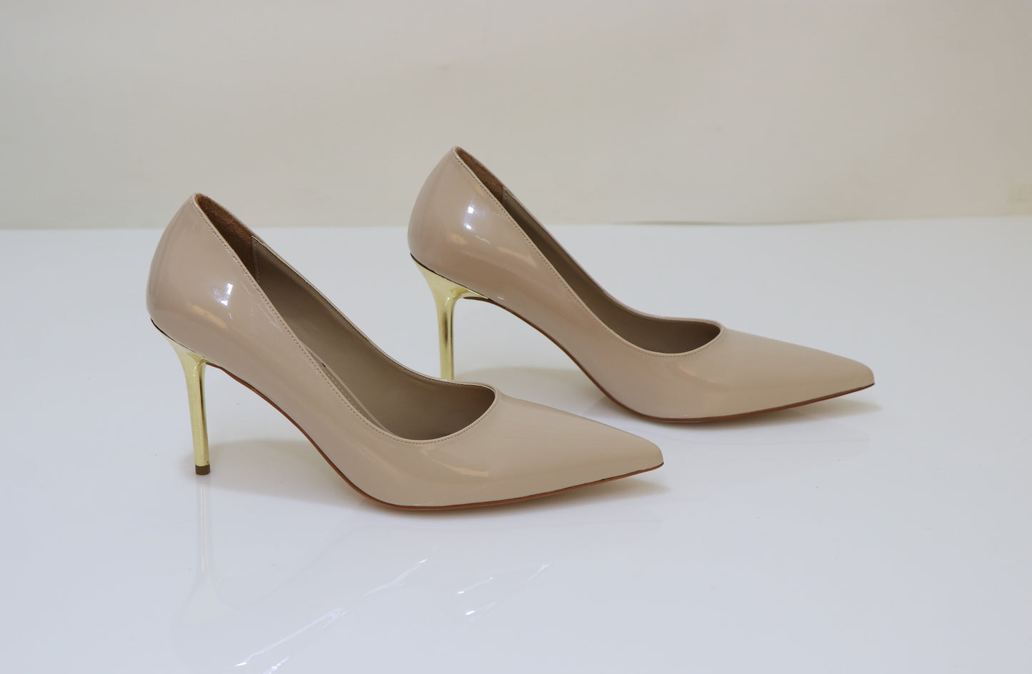 PINO VERDE Shiny Beige Heels