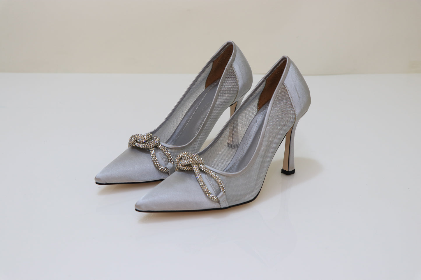 PINO VERDE Bow Pumps