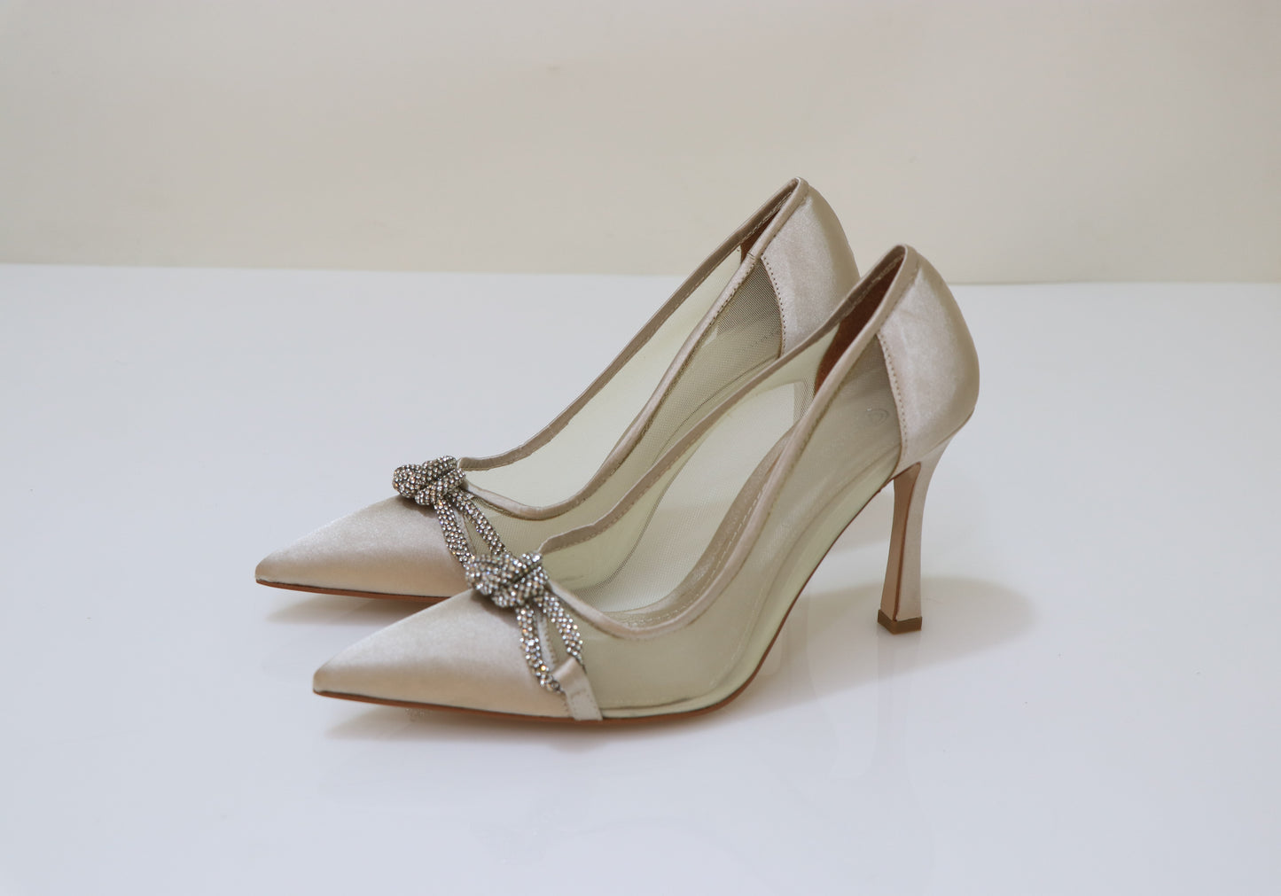 PINO VERDE Bow Pumps