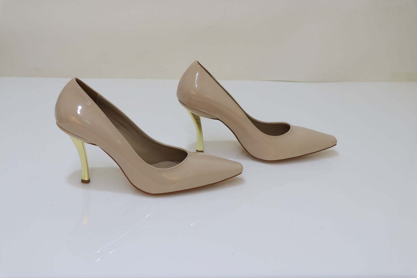 PINO VERDE Gold Heel Stilettos