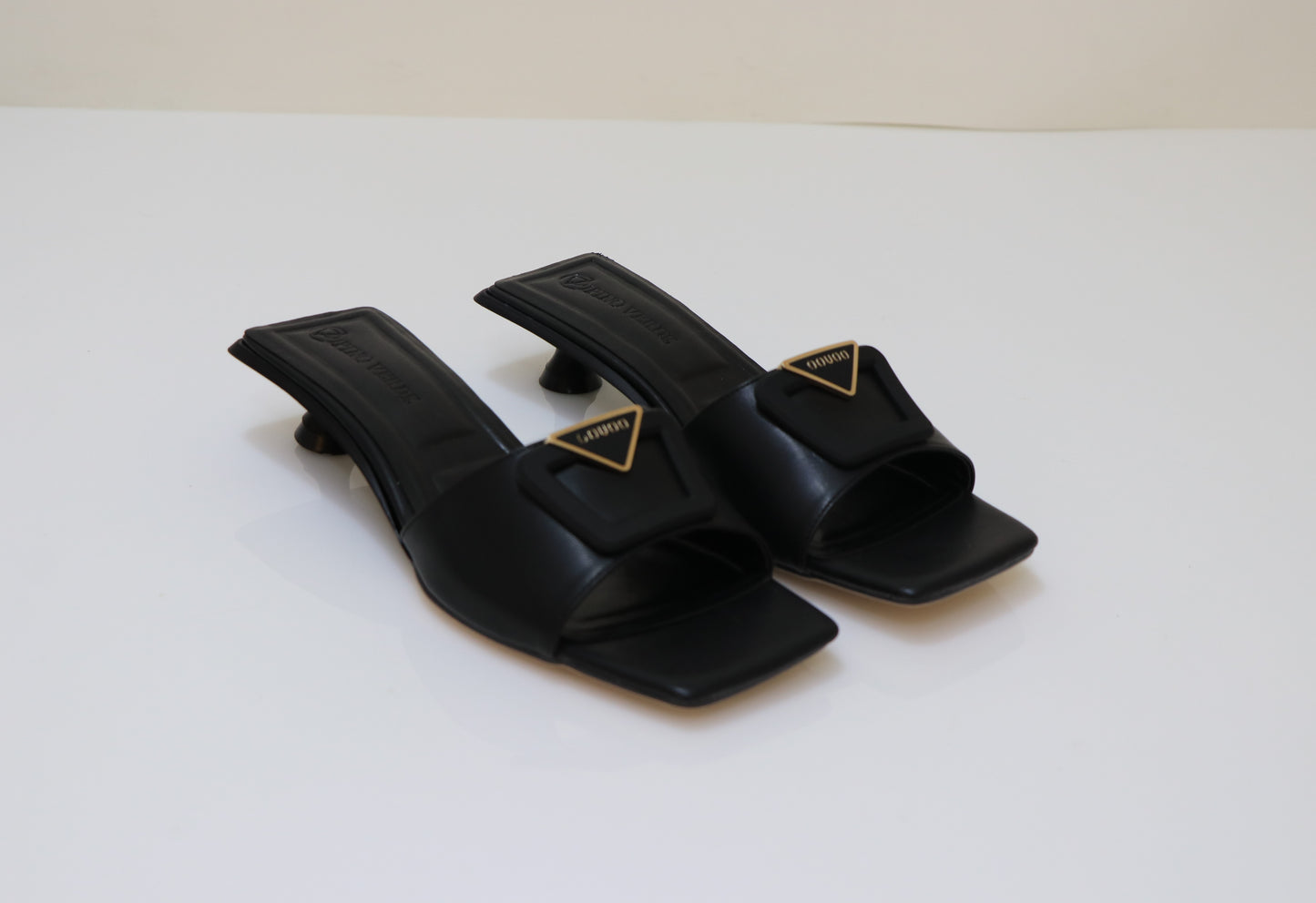 PINO VERDE Open Toe Mules