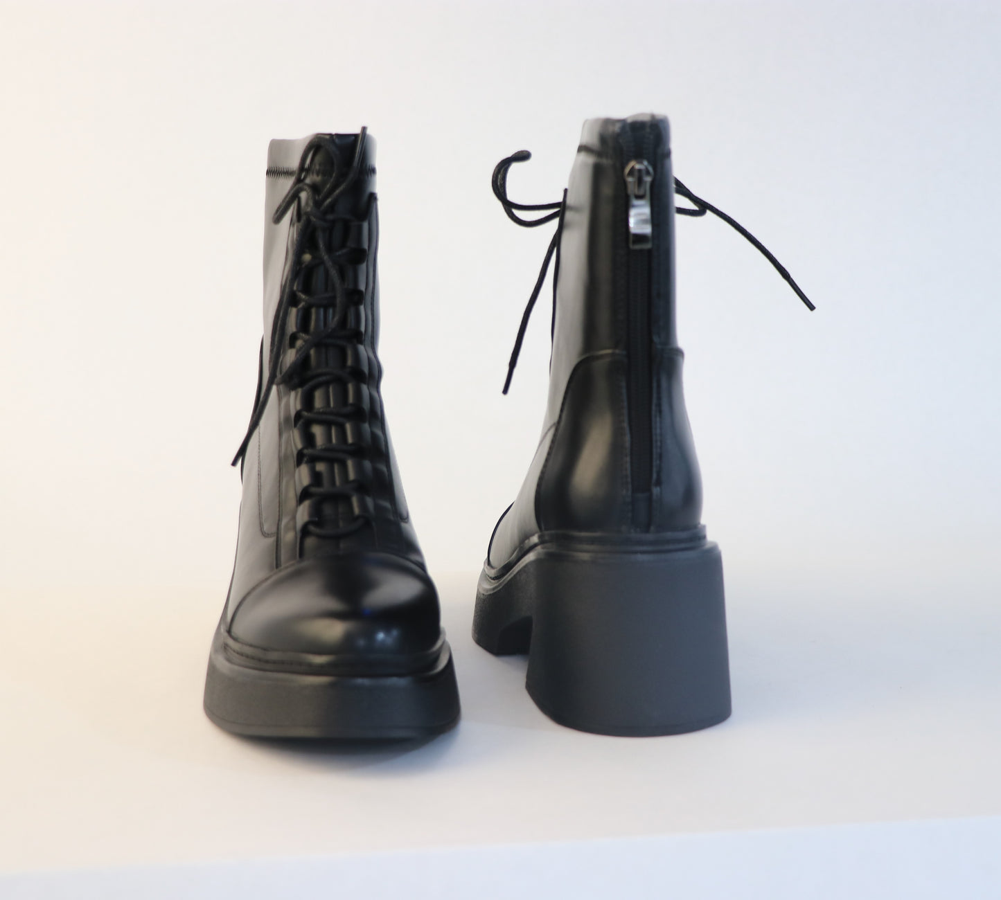 EQUIPE SPORTS MID BOOTS
