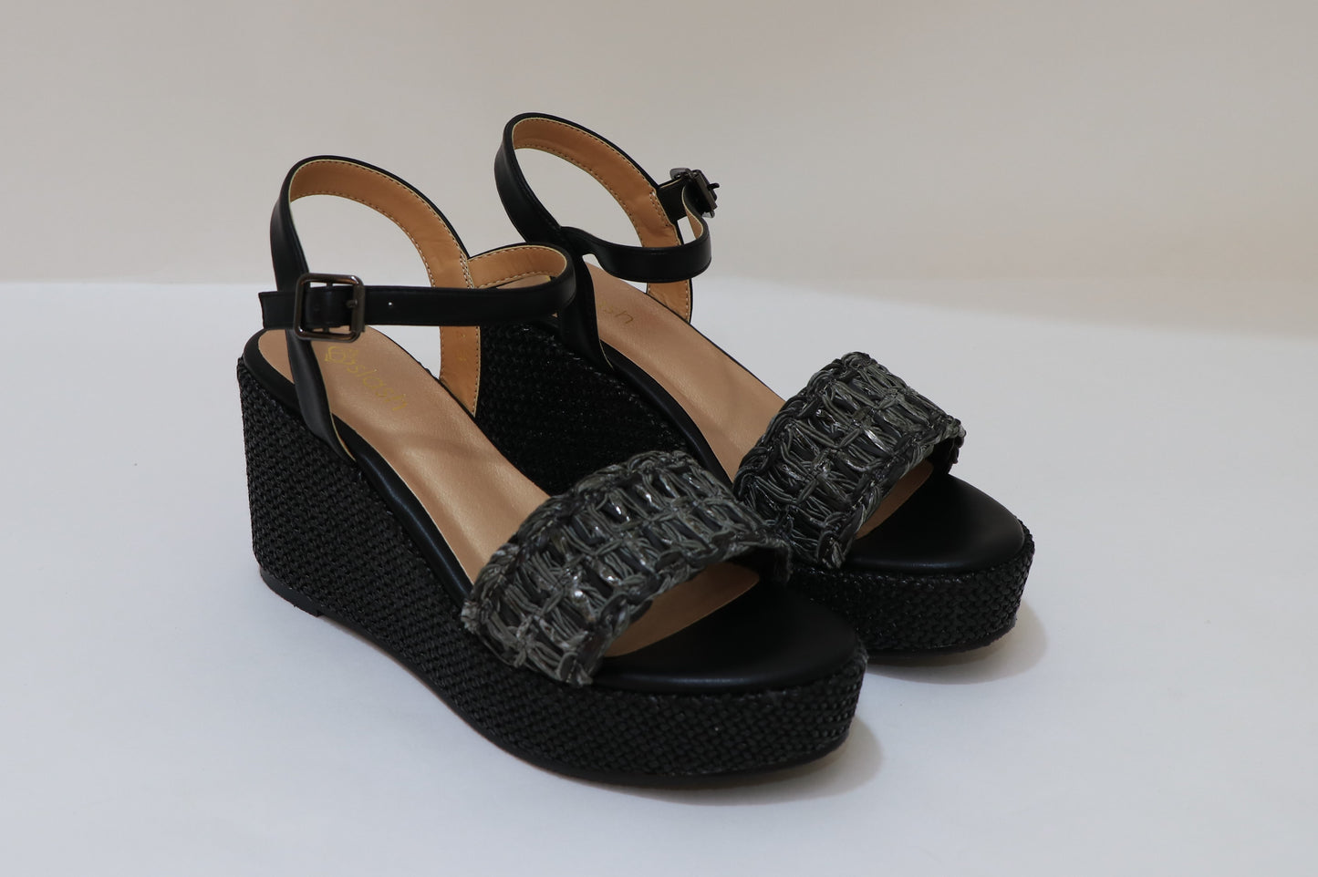 SLASH Rock Sandals