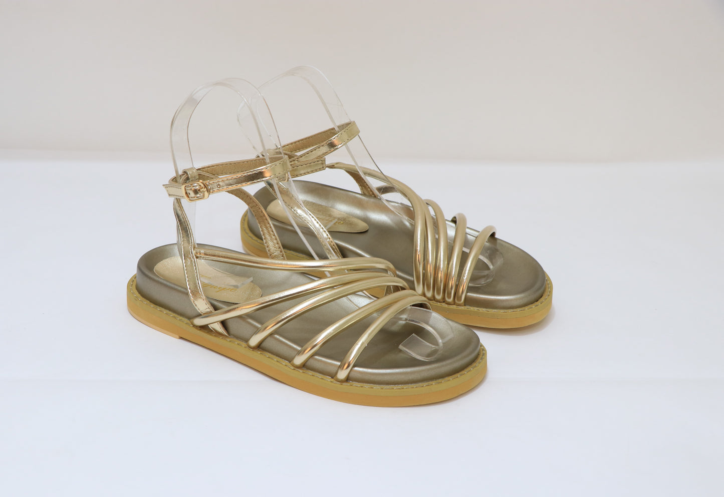 EQUIPE FLAT SANDAL