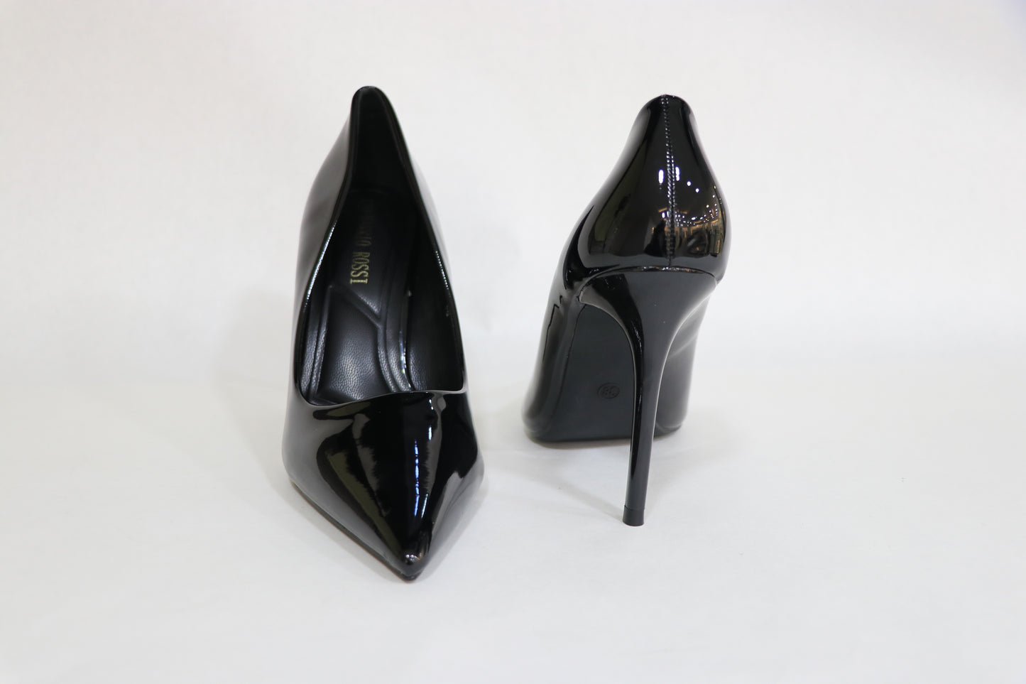 HIGH HEELS PUMP