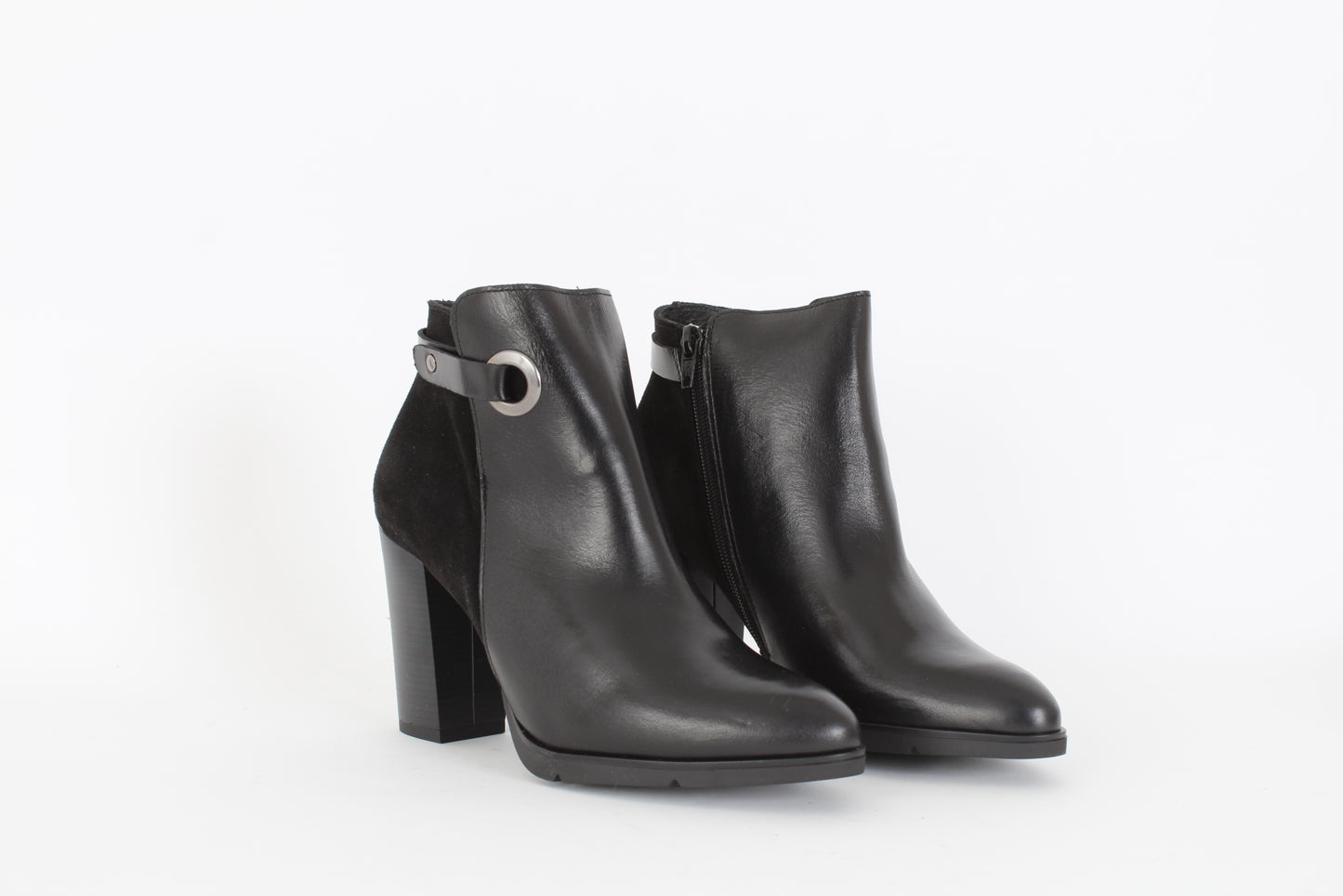 BARMINTON Ankle boots