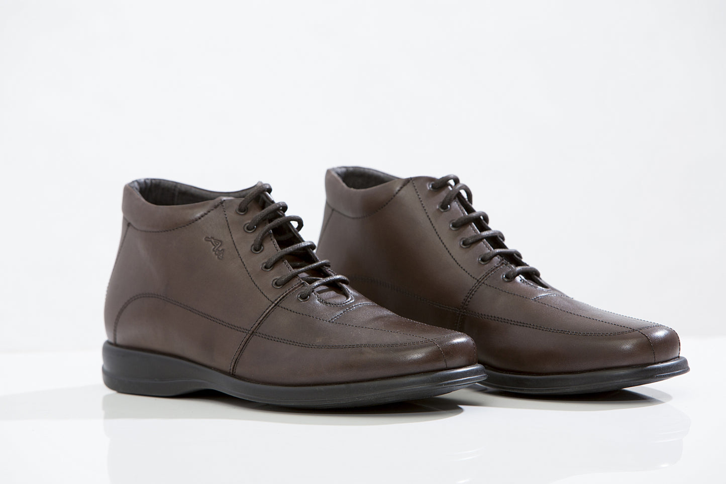 KEBO dockers