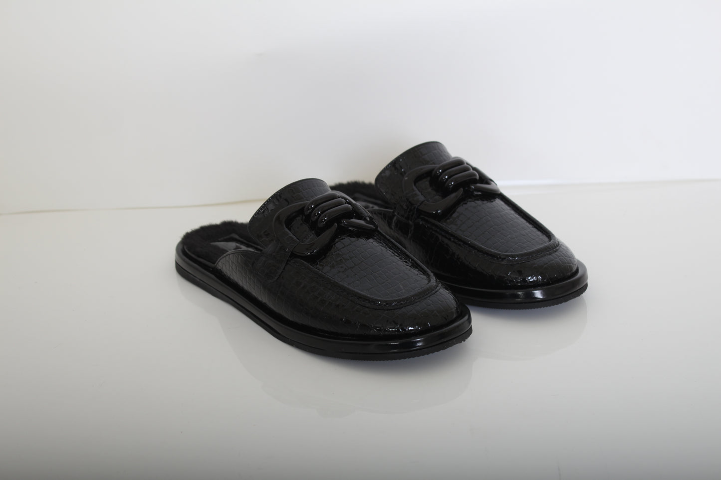FLORA - CLOSED SLIPPER FUR