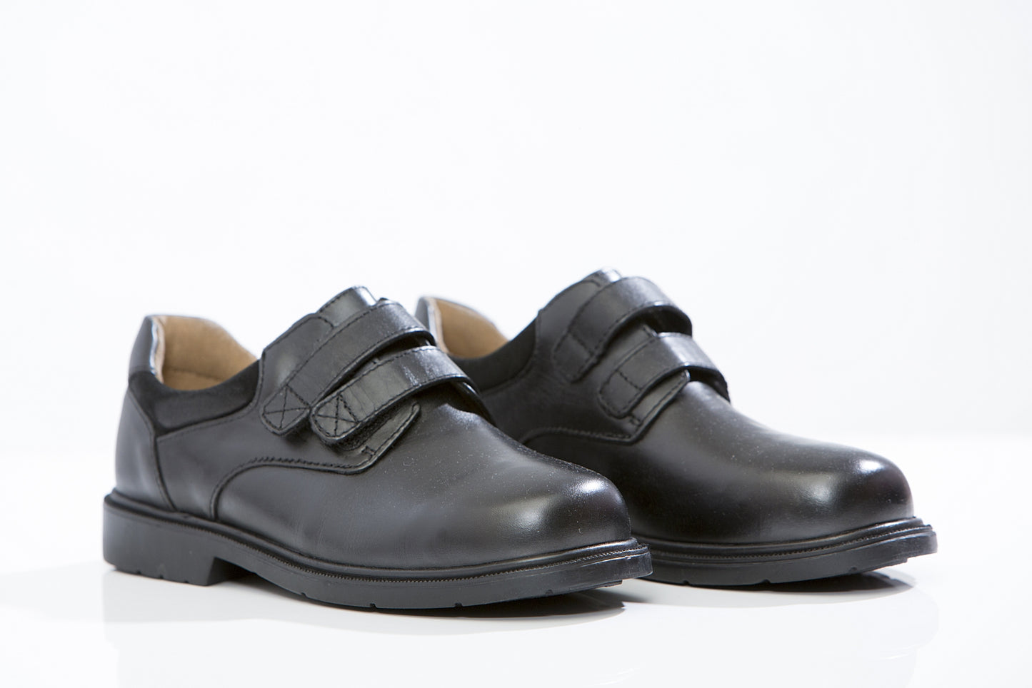 LARK & Finch school shoes