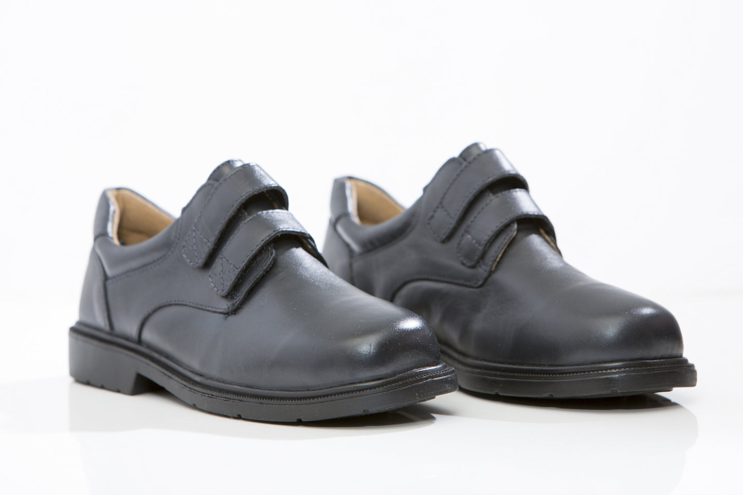 LARK & Finch school shoes