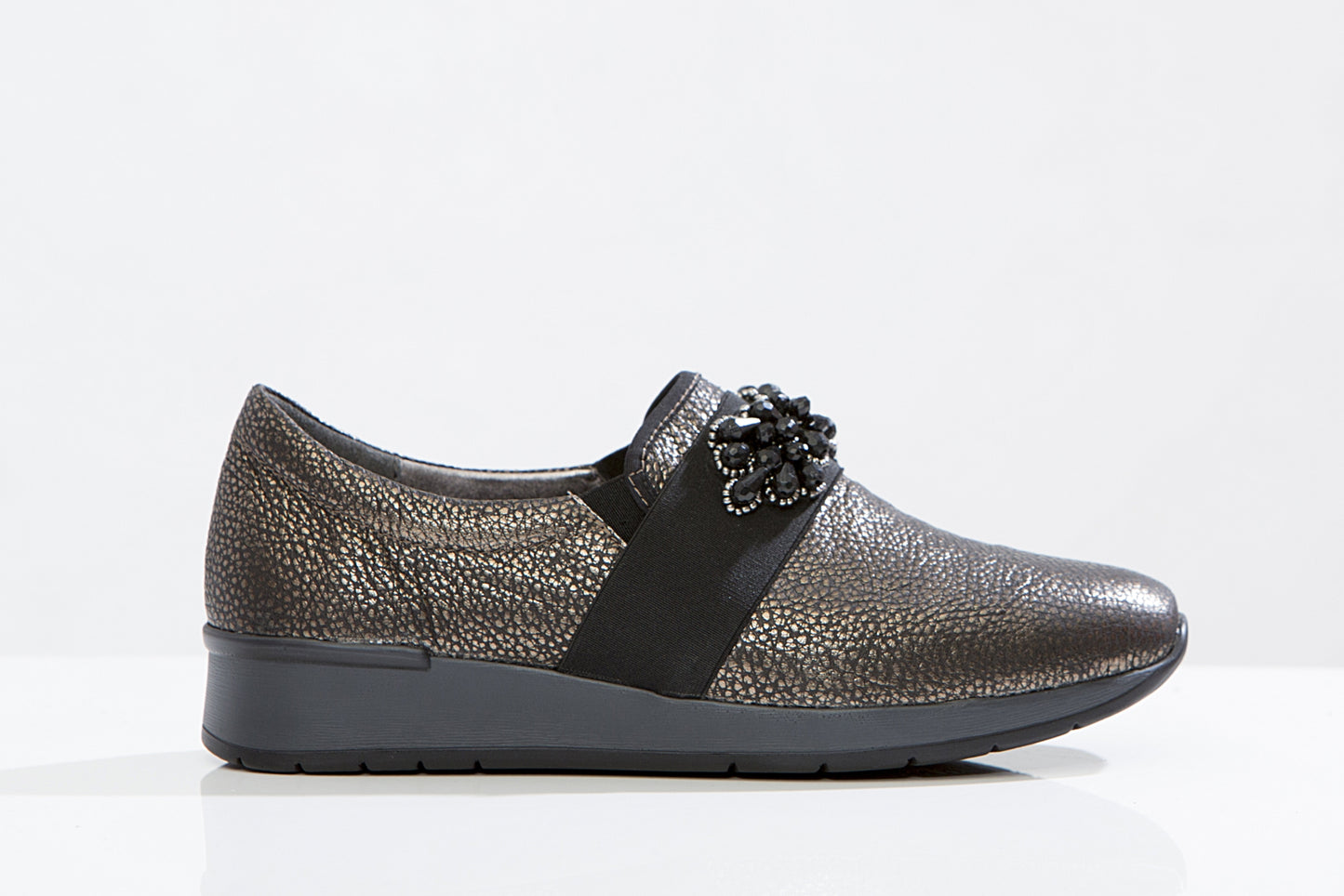 LARK & Finch Trim loafer