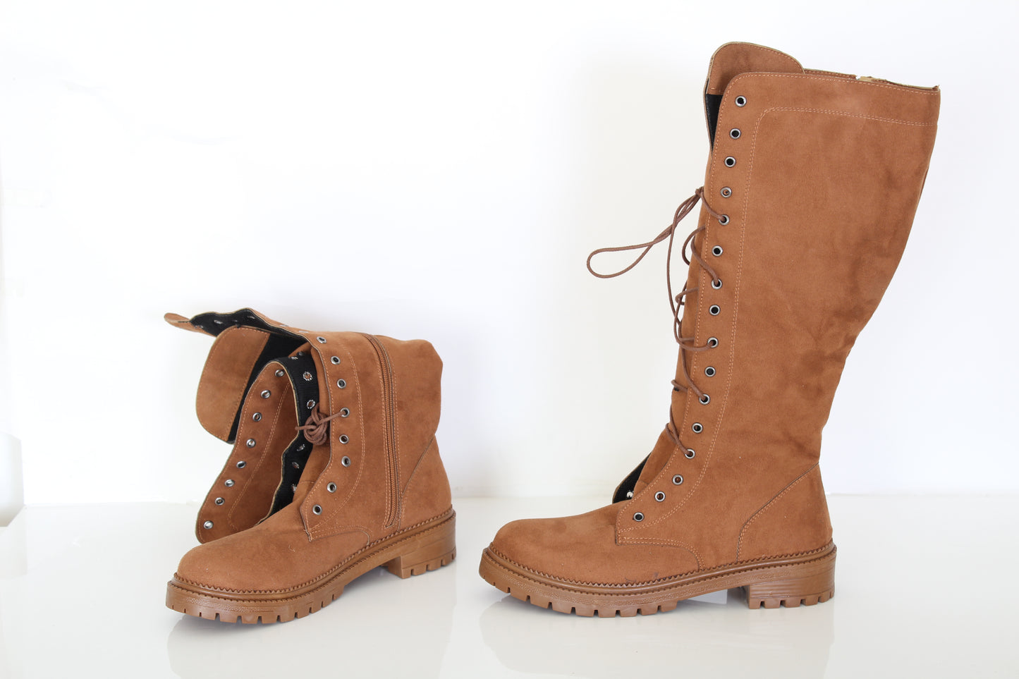 BOOTS Lace-up boots