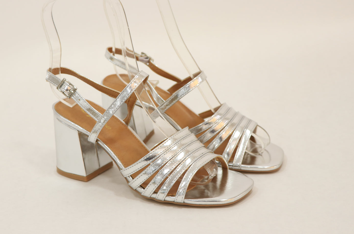 EQUIPE SANDALS