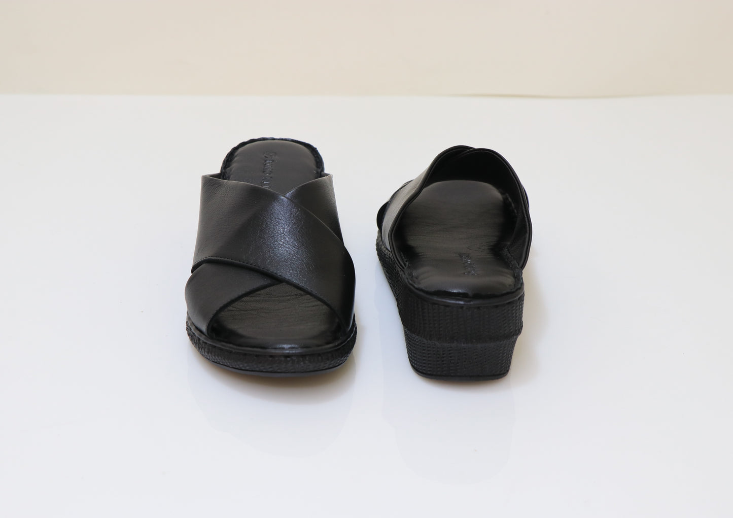 PINO VERDE Wedge Sandals
