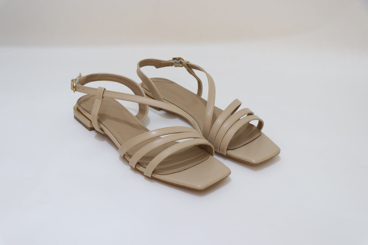 PINO VERDE Flat Sandals