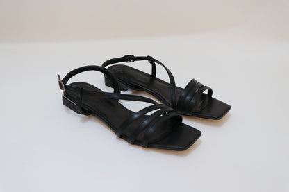 PINO VERDE Flat Sandals