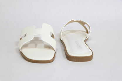 FLAT SLIPPERS