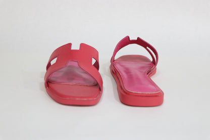 FLAT SLIPPERS