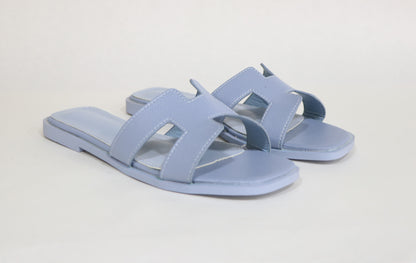 FLAT SLIPPERS