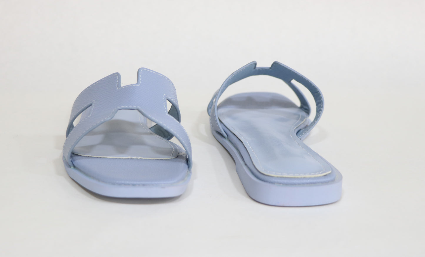 FLAT SLIPPERS