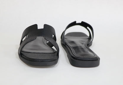 FLAT SLIPPERS