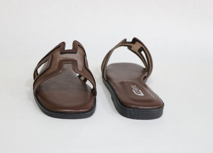 FLAT SLIPPERS