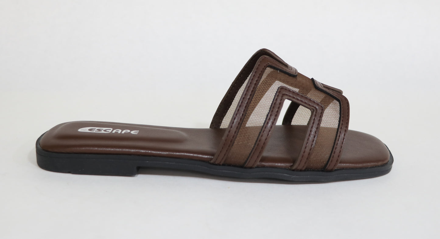 FLAT SLIPPERS