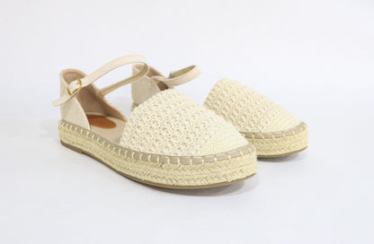 FLAT SANDAL