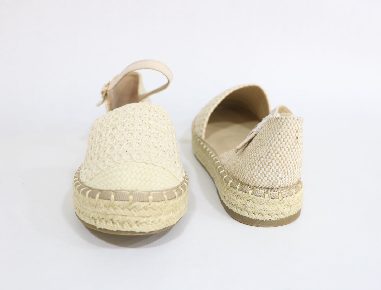 FLAT SANDAL
