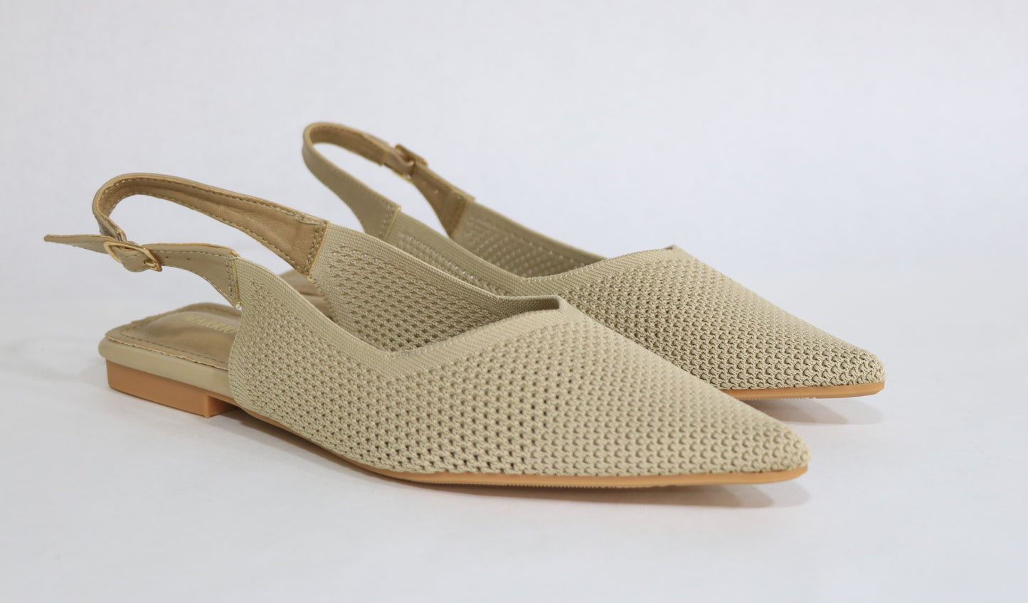 CLOSED SANDAL