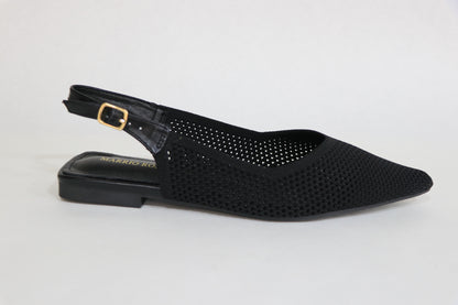 CLOSED SANDAL