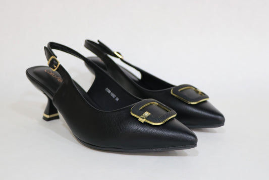 CLOSED SANDAL