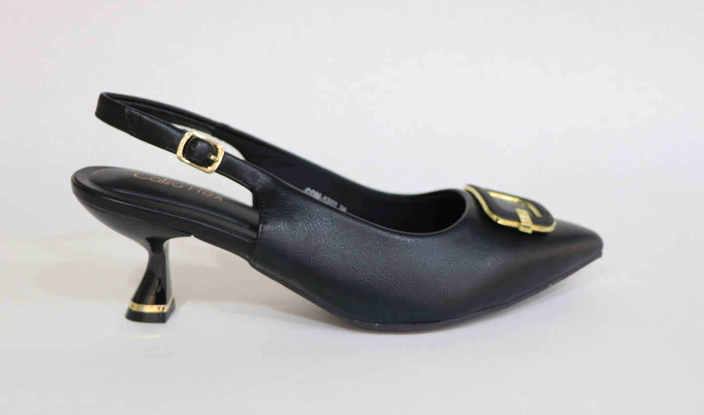CLOSED SANDAL