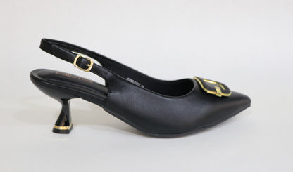 CLOSED SANDAL