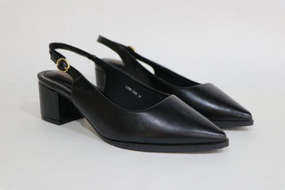 CLOSED SANDAL