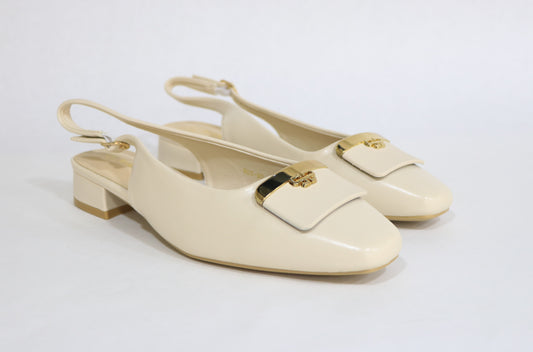 CLOSED SANDAL