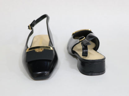 CLOSED SANDAL