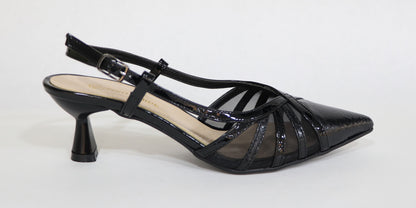 CLOSED SANDAL
