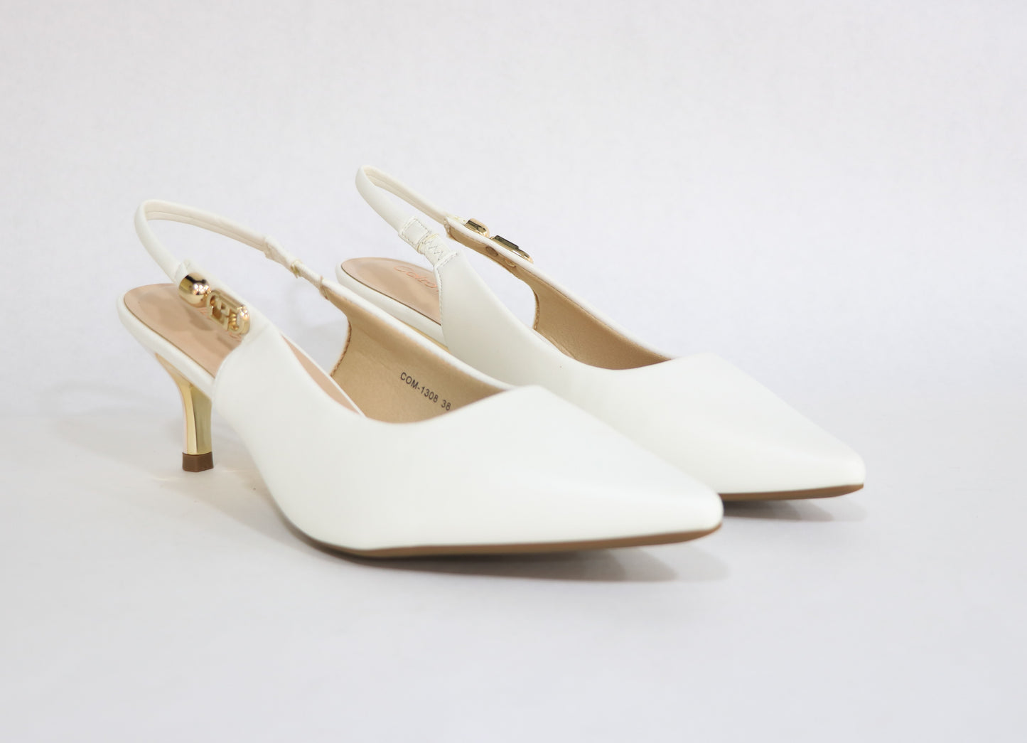 CLOSED SANDAL
