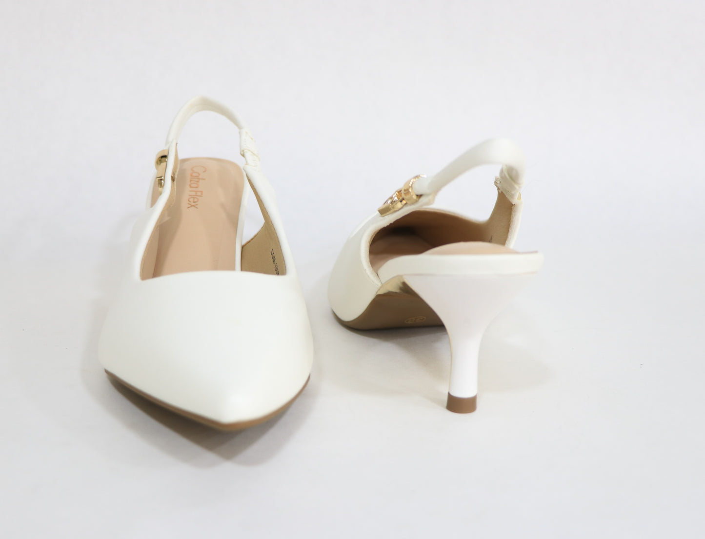 CLOSED SANDAL