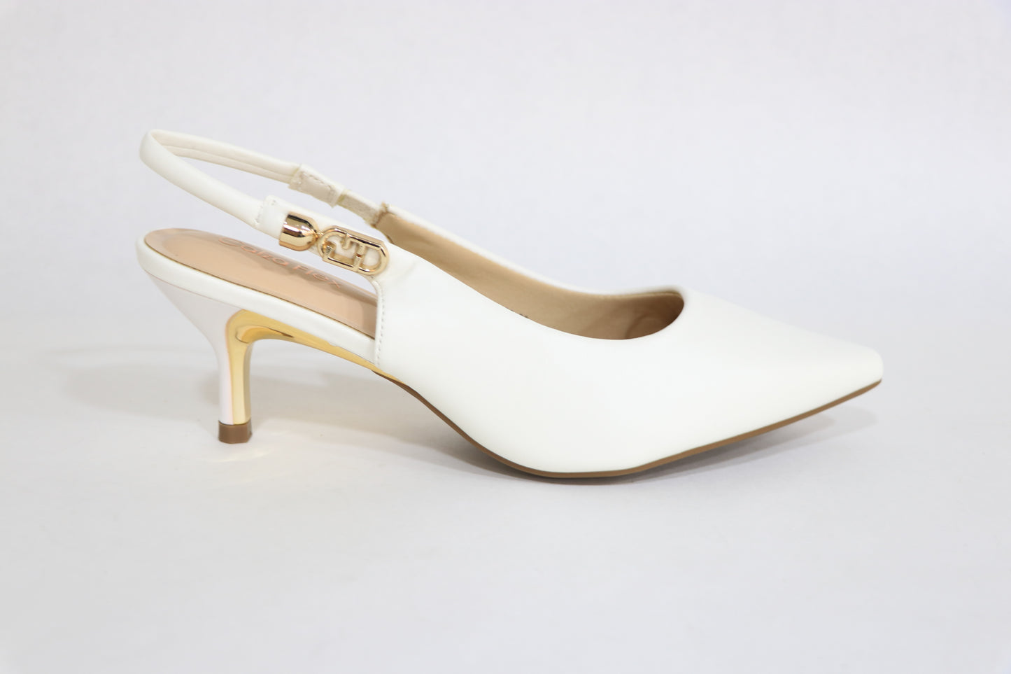 CLOSED SANDAL